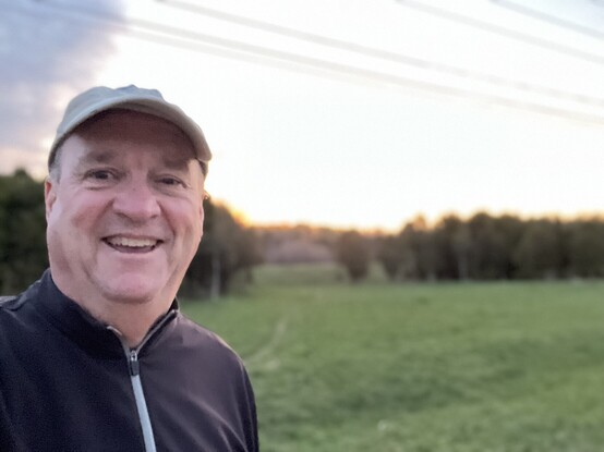 I'm an image of the pink signs of a Verizon the future is Jim Carroll as he starts this morning walk. Probably a boring picture.